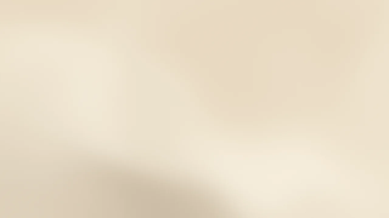 Beige and Cream Mesh Gradient desktop wallpaper in 4K