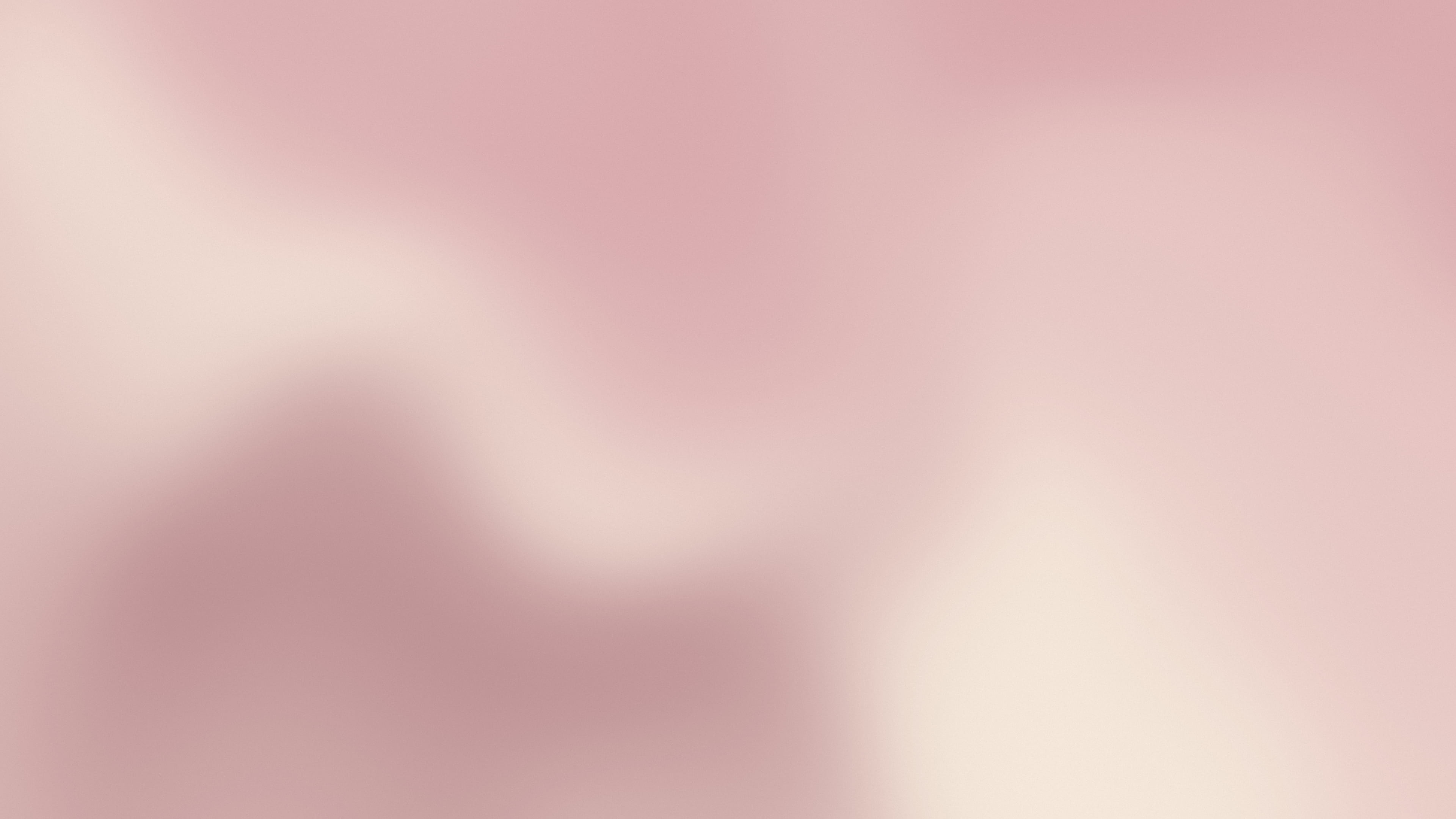 Dusty Rose and Cream Mesh Gradient desktop wallpaper in 4K