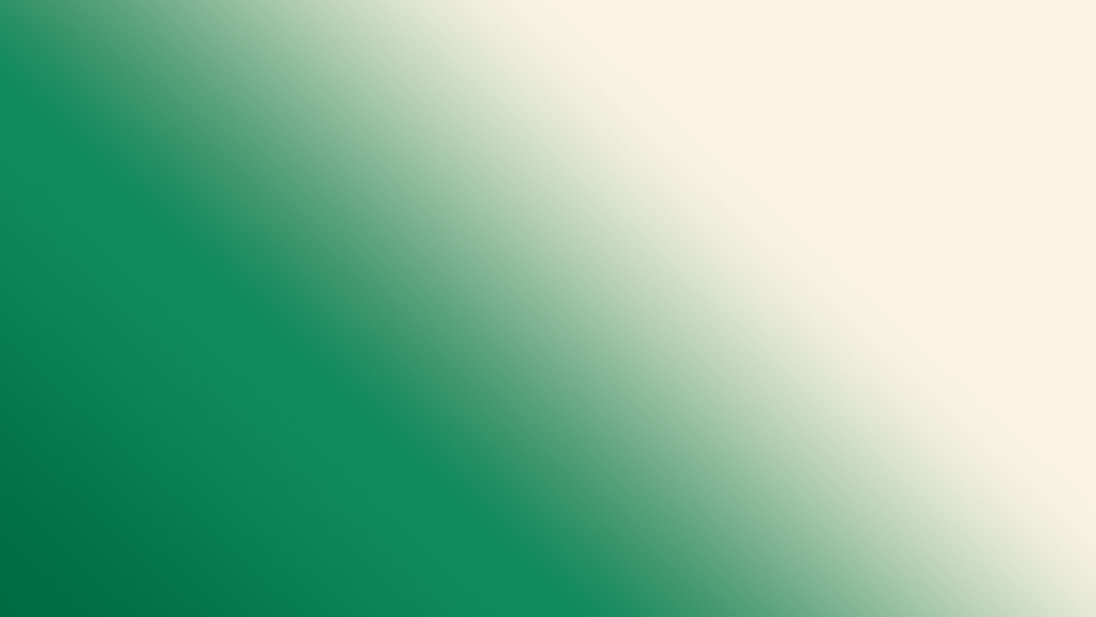Emerald and Cream Diagonal Ombre Gradient desktop wallpaper in 4K