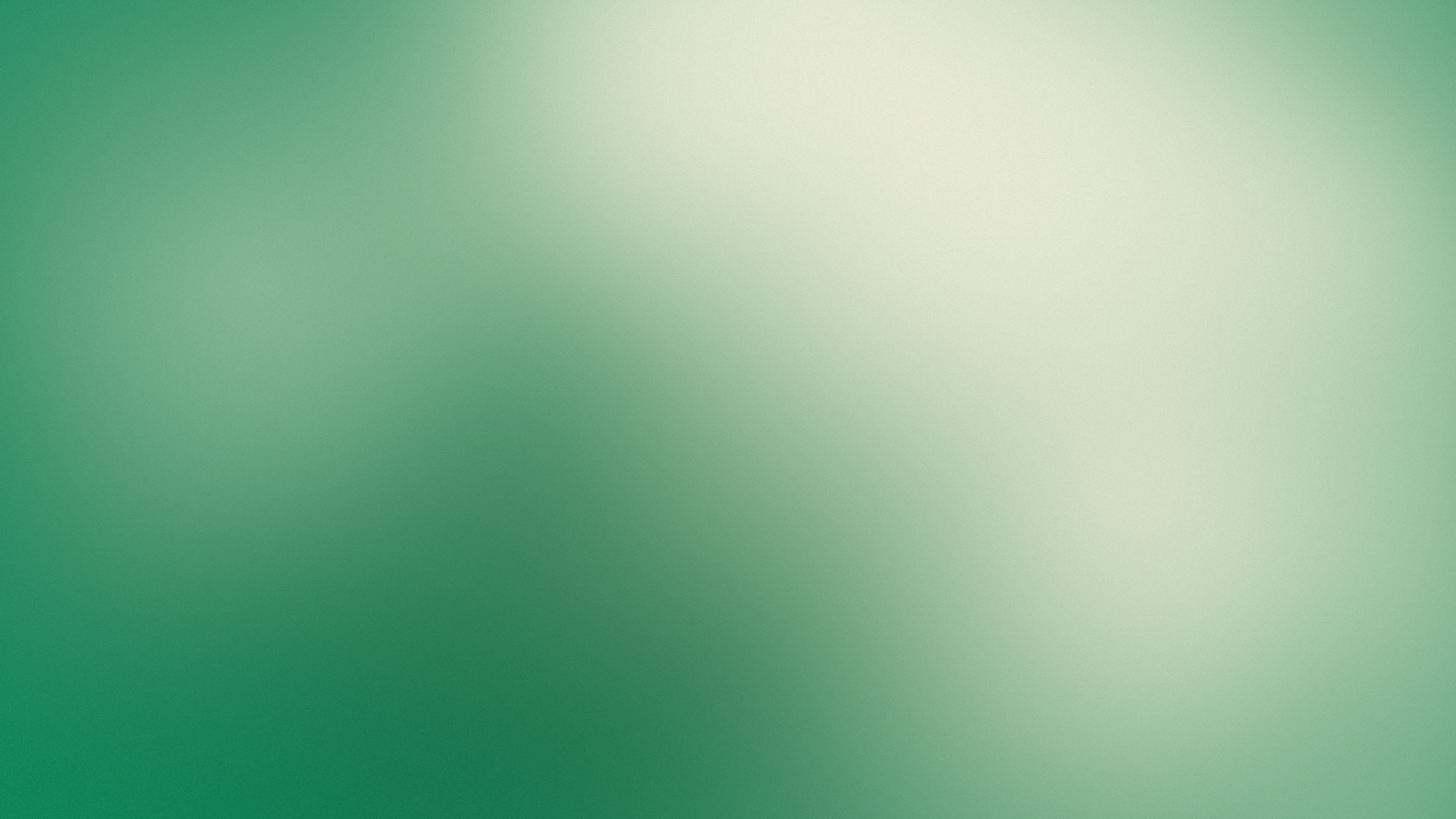 Emerald and Cream Dreamy Aura Gradient desktop wallpaper in 4K