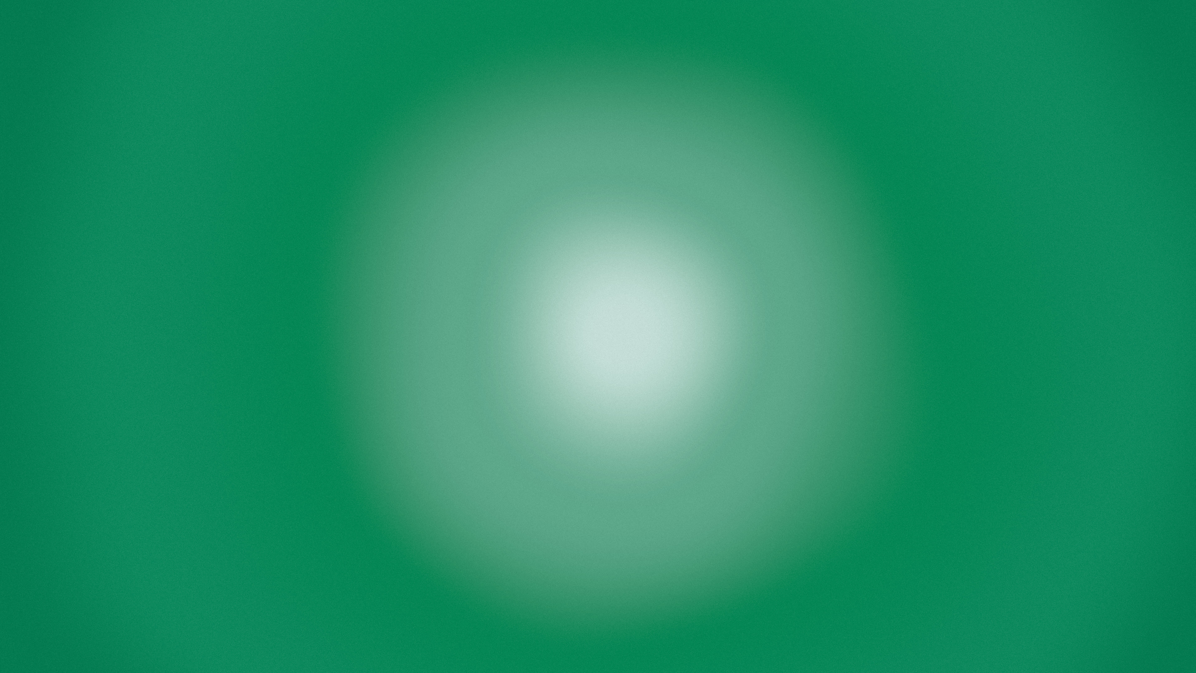 Emerald Aura Gradient desktop wallpaper in 4K