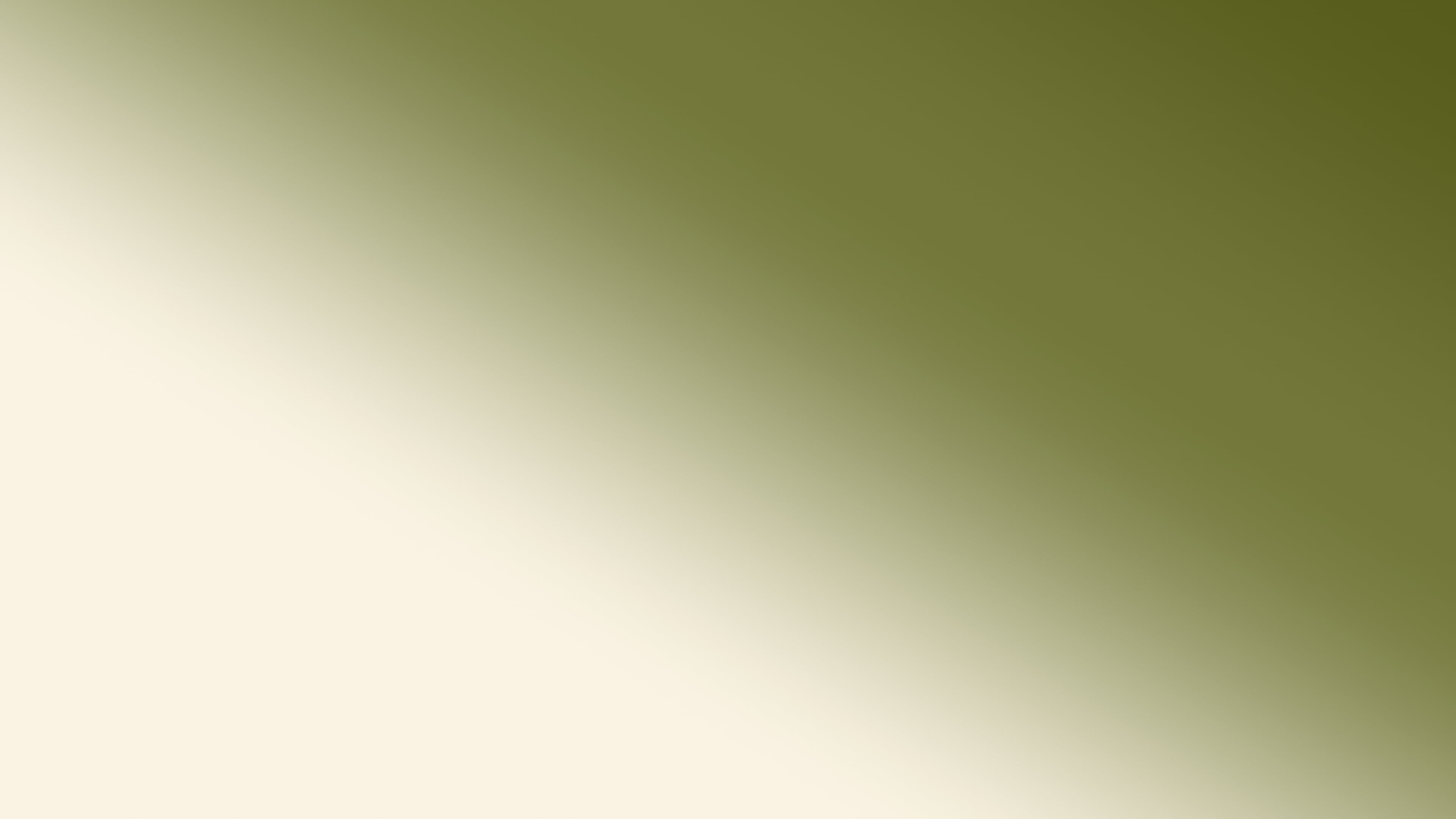 Olive and Cream Diagonal Ombre Gradient desktop wallpaper in 4K