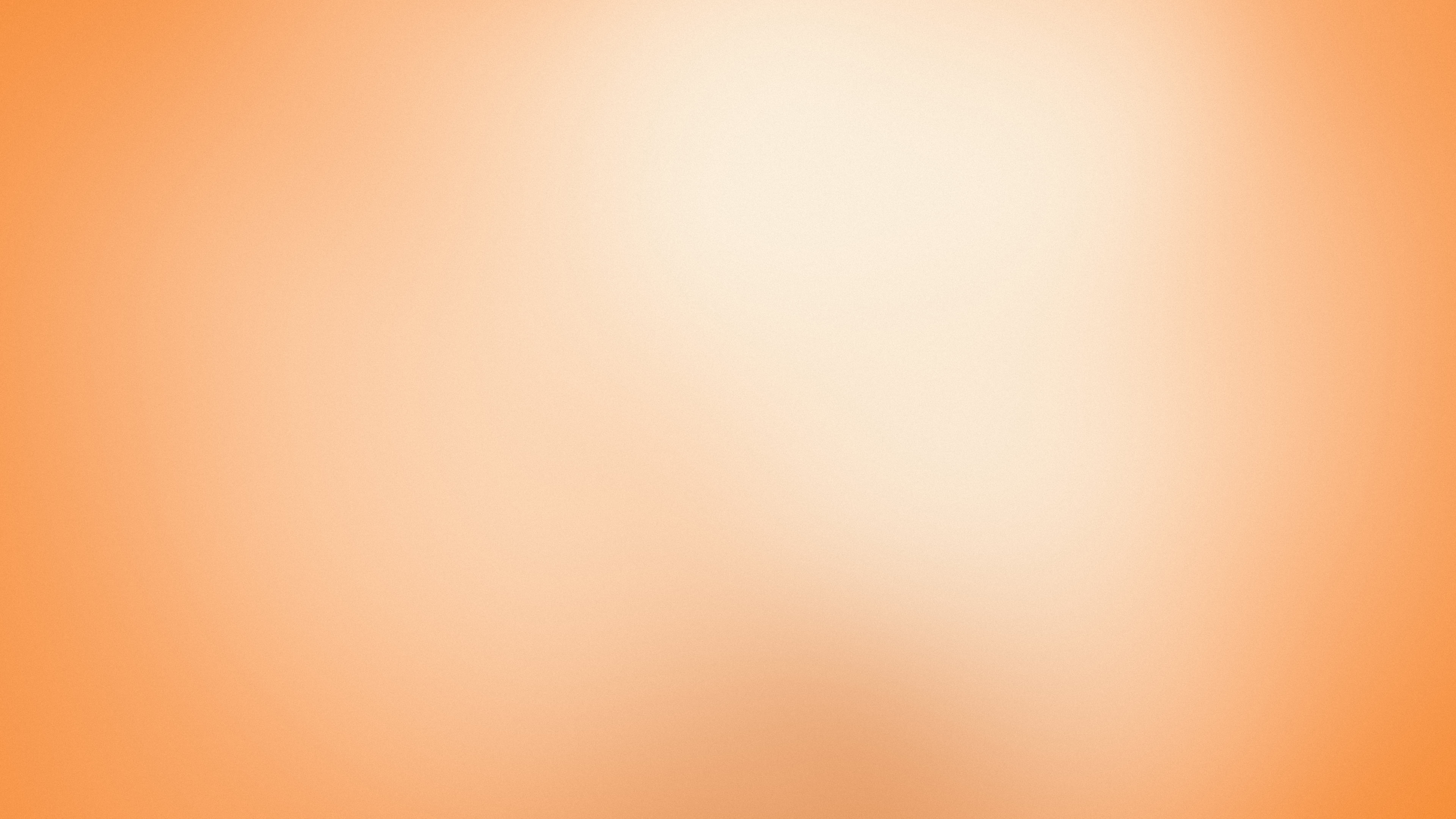 Orange and Cream Dreamy Aura Gradient desktop wallpaper in 4K