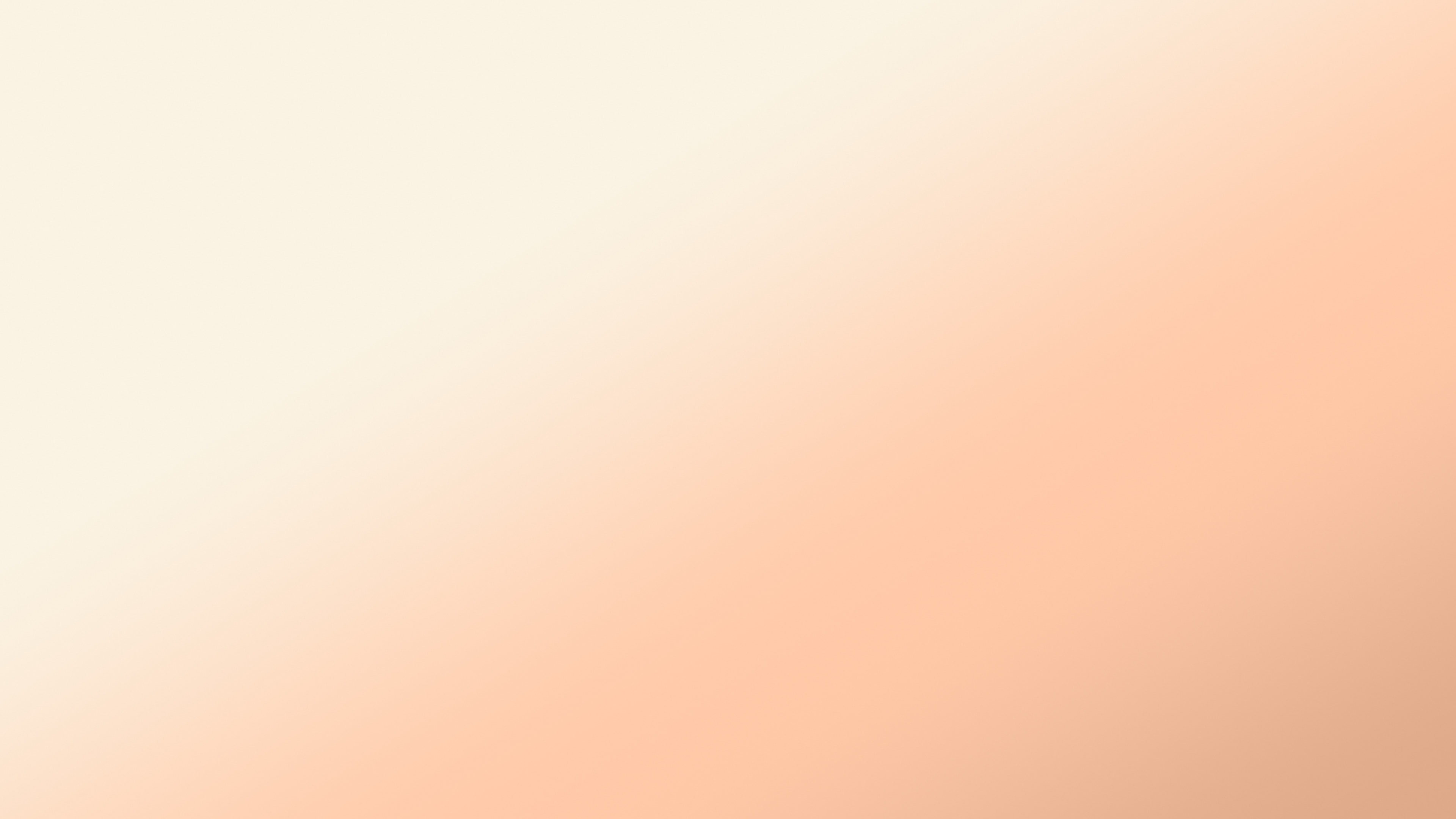 Peach and Cream Diagonal Ombre Gradient desktop wallpaper in 4K