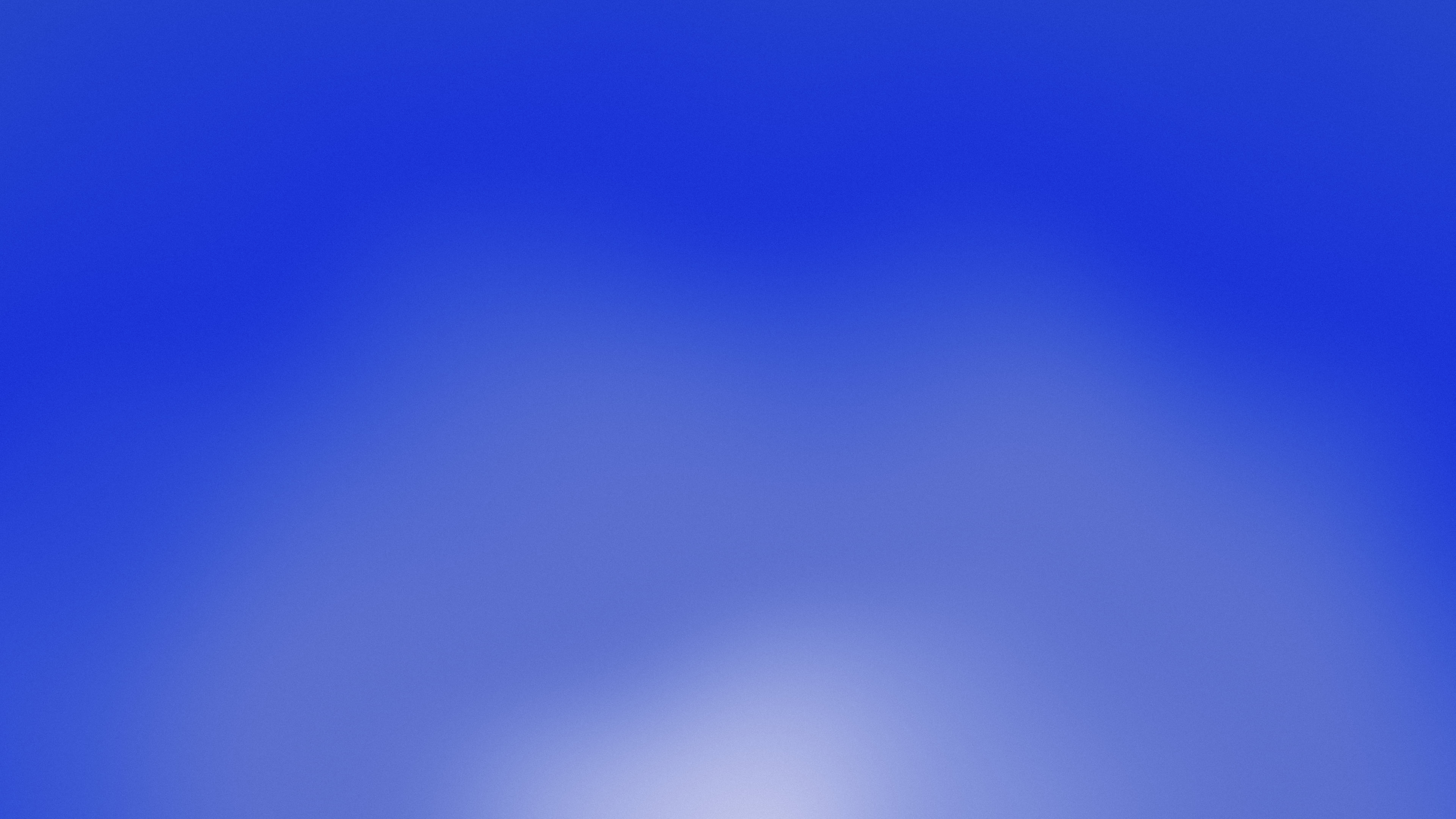 Royal Blue Sunrise Aura Gradient desktop wallpaper in 4K